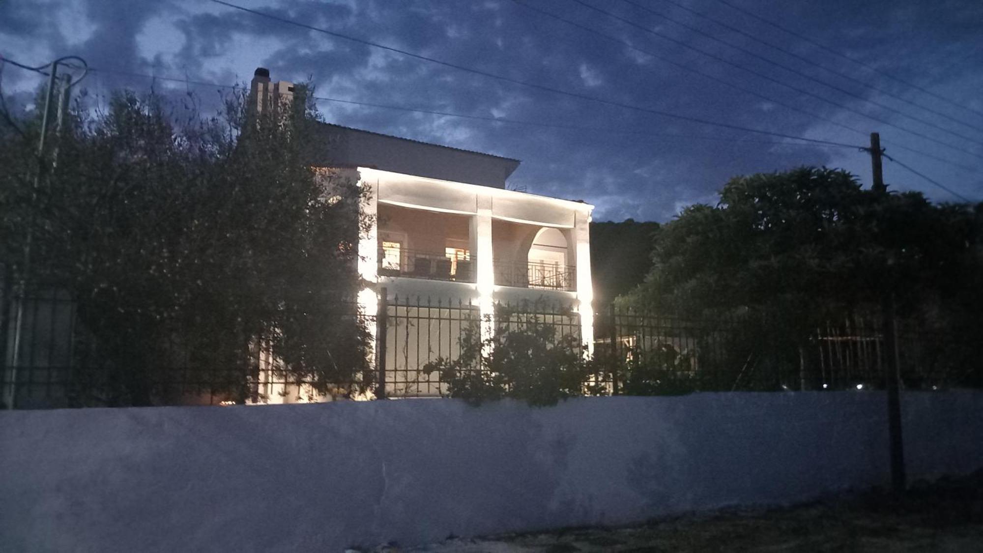 "Kochili Villa" Luxury Villa Agios Andreas  外观 照片